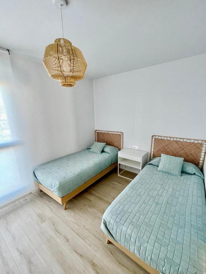 Marina Real 82 By Homeprive Dénia Esterno foto